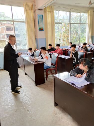 庙坝中学首届德育教育研修班开班啦!