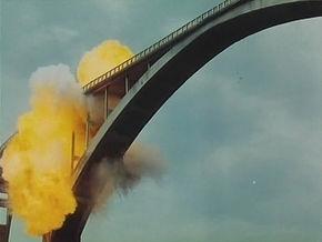 南斯拉夫电影《桥》电影剧照(3)