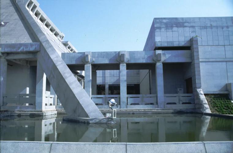 首届梁思成建筑奖获得者齐康院士及主要代表作品