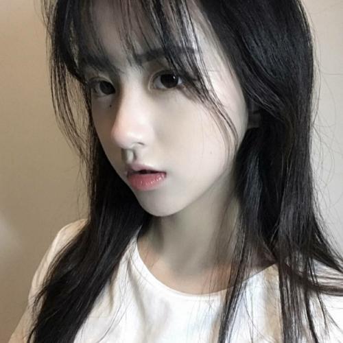 有人认识这个小姐姐的吗?好好看,求告诉