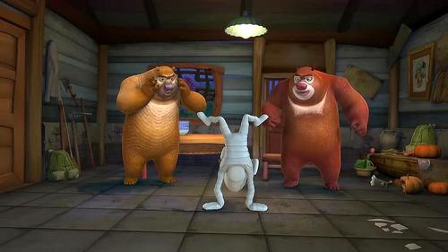 该剧讲述了在春天的森林里两头熊(熊大和熊二)和光头强身