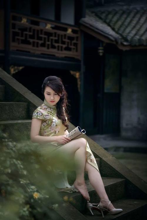 旗袍的风韵世人皆晓,而旗袍的故事几人能知?