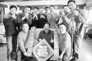 杨议:天津人最爱中国年(图); 杨议家人照片; 杨议:我眼中的春节和母亲