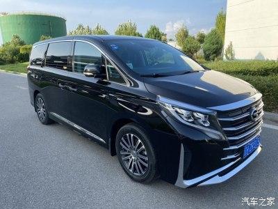 国产豪华mpv传祺gm8大师版上市配六个气囊