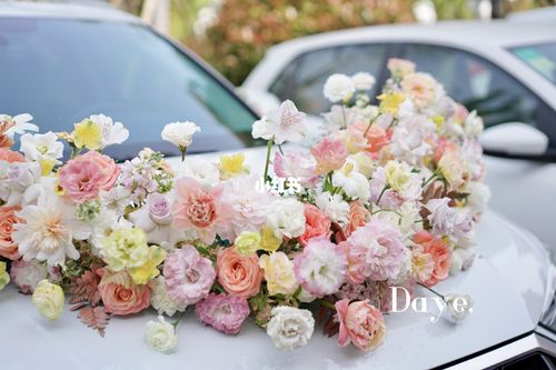 大野·floral aesthetics设计: 大野|2021培训|婚车布置_婚车_花艺