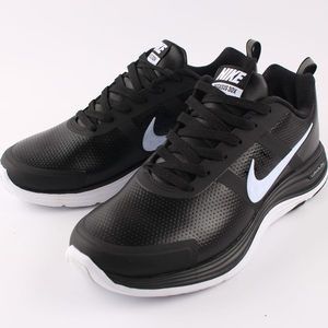 耐克男鞋保暖登月跑步鞋zoom 30x休闲跑鞋运动鞋冬季皮面旅游鞋