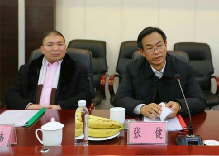 安阳市委宣传部副部长张建,对剧本的中心立意作重要指示.