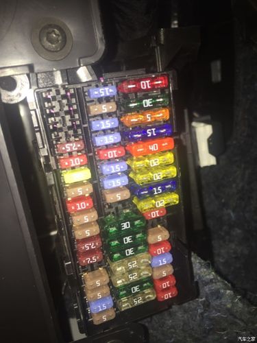 17捷达雨刷器不喷水