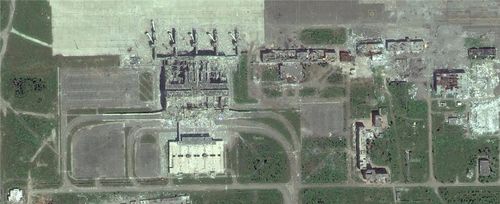 顿涅茨克机场战前战后卫星照片对比图(1/ 10)