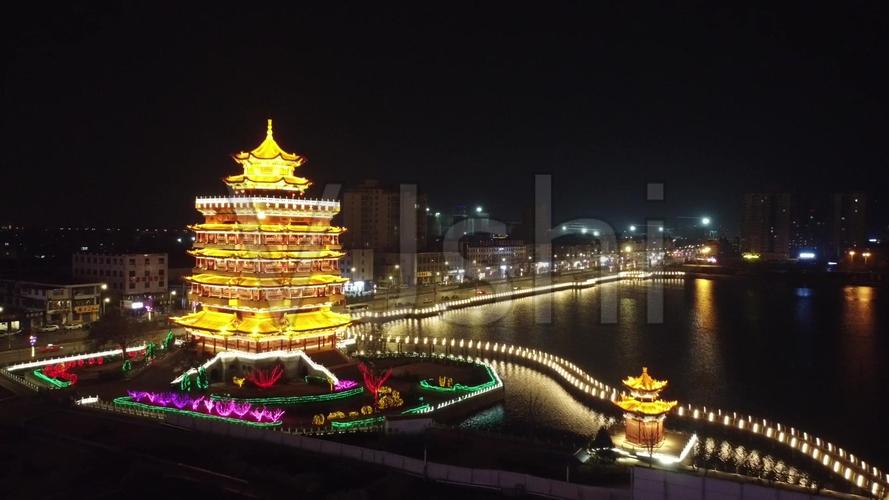 清徐东湖水塔航拍夜景_1920x1080_高清视频素材下载(编号:5562332)