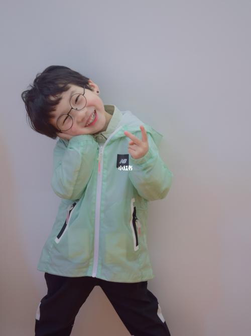ootd丨nbkids春日里的酷帅暖心小男孩