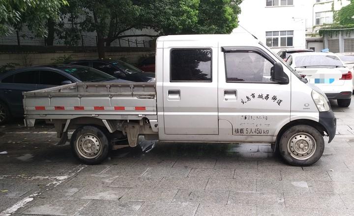 五菱汽车-五菱荣光小卡 2012款 1.5l 双排