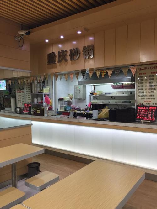 小吃城砂锅店开业10天 生意不好 味道都说不错 就是来