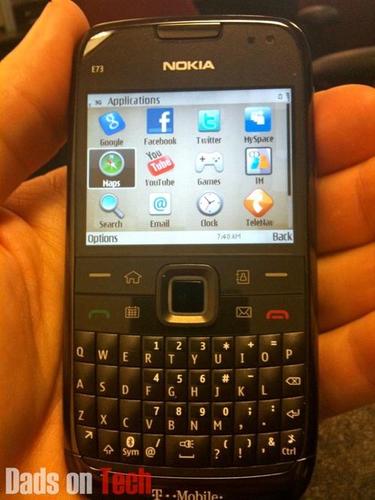 10mm超薄智能机 诺基亚e73真机多图赏析