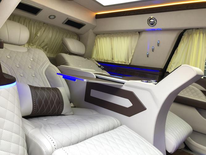 加长林肯内饰多少座 林肯车内饰照片【汽车时代网】