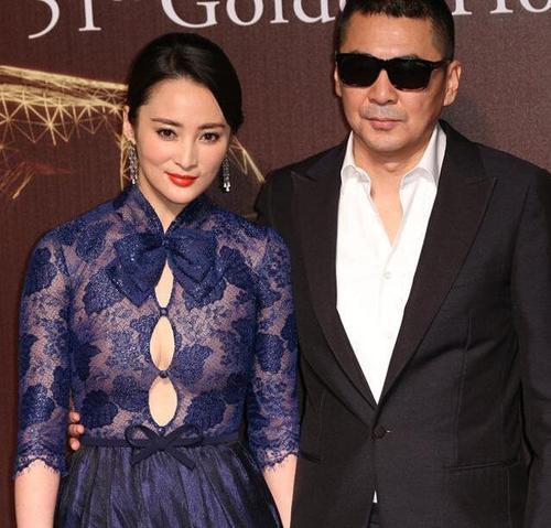 【陈建斌为新疆棉花写诗】26日凌晨,重庆女婿陈建斌在个人微博发表一