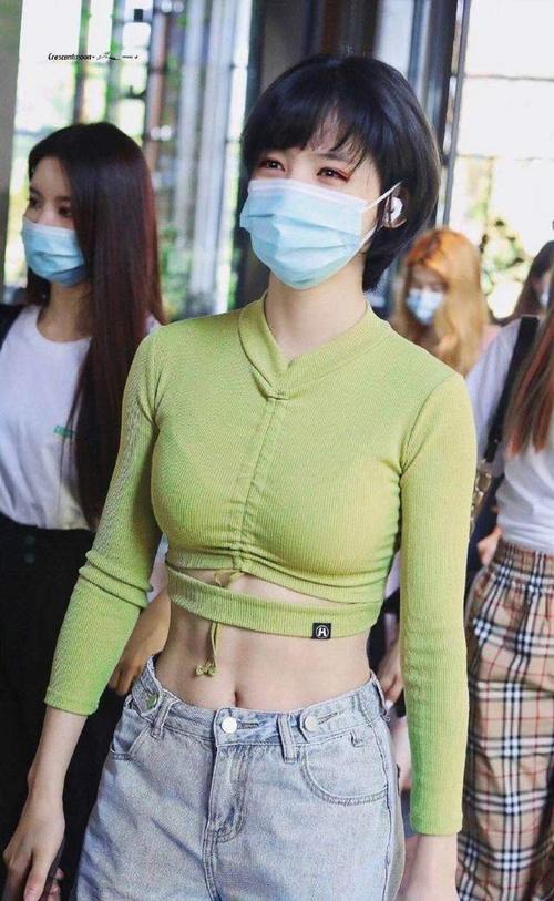 赵粤身材丰满引队友羡慕本人却不愿尝试性感风不如学学虞书欣