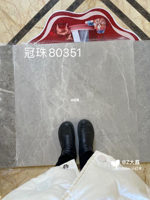 冠珠80351翻没翻车_瓷砖_iphone12pro_美颜_摄像头_无