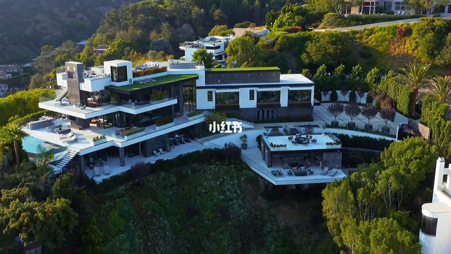 洛杉矶比弗利山庄的现代豪宅_豪宅_家居_商业财经