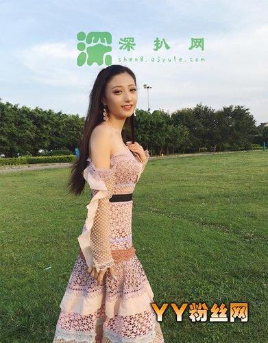 非诚勿扰王晓霞性感私照美爆 音乐老师王晓霞微博个人