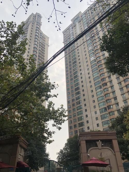 东方巴黎霞飞苑