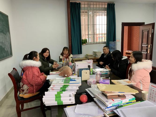 生物科学系教师走访涪陵五中检查毕业实习工作