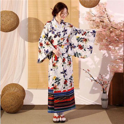 新款女连衣裙日本宫廷女和服正装长款改良日本传统