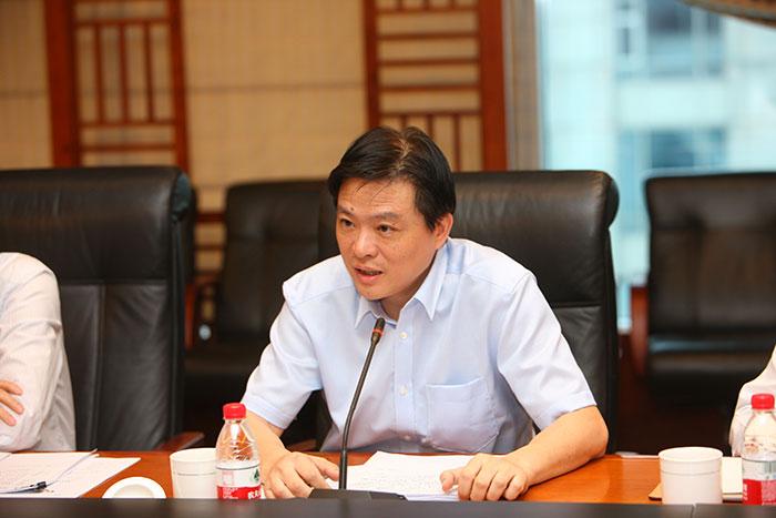 所党委委员,副总经理徐毅林参加了座谈会,办公室,人事部,党办主要