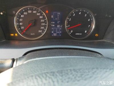 电脑显示p0175系统状态过浓,然后车行清洗了喷油嘴,换了燃油总泵,用了