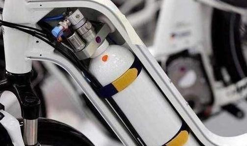 不烧油不充电的助力车,一瓶氢气能行驶100公里