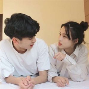 秀恩爱微信情侣头像一对两张