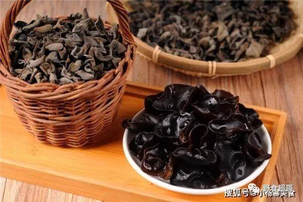 吃黑芝麻好处多和它一起煮着吃补肝肾润五脏早知早好