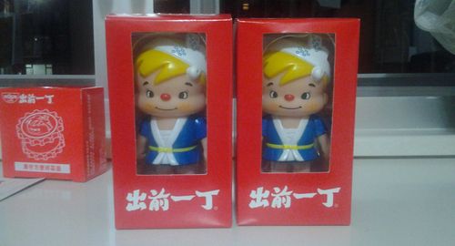 100% 新 出前一丁 清仔 立体模型公仔