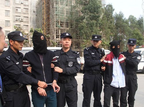 廉江抢礼金案件速破,抓捕视频曝光!