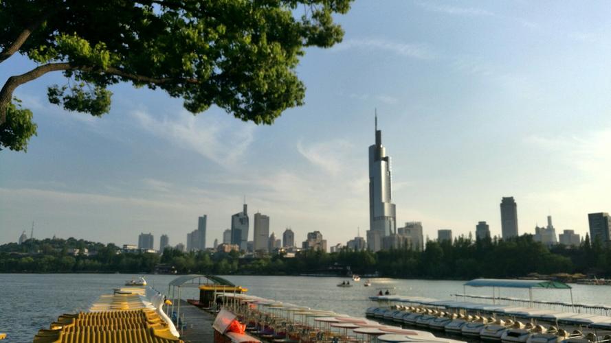 江苏省南京市玄武区环湖路靠近玄武湖公园-环洲公馆天气预报