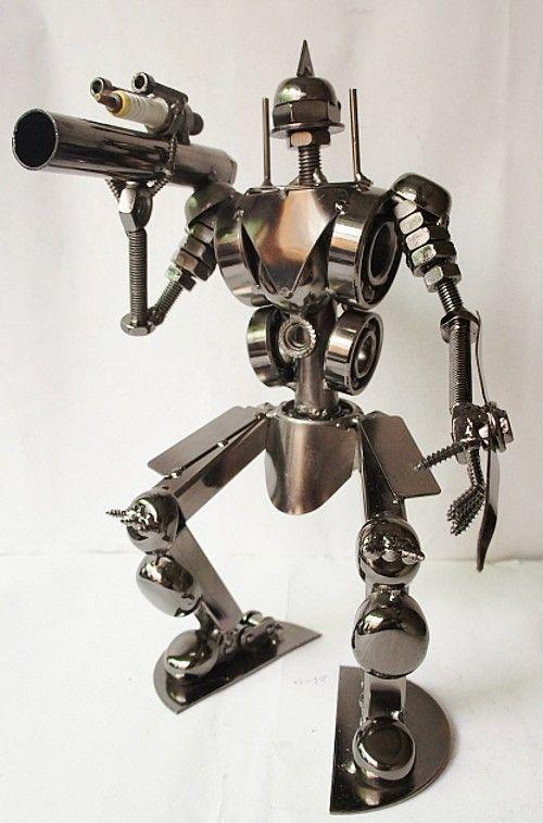 铁艺炮兵,铁制工艺品渐渐的成为新的流行元素了