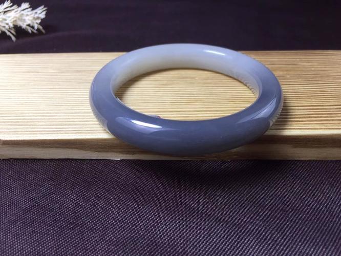 纯天然青海料和田玉紫罗兰烟紫色加白手镯玉镯57圈口带证书