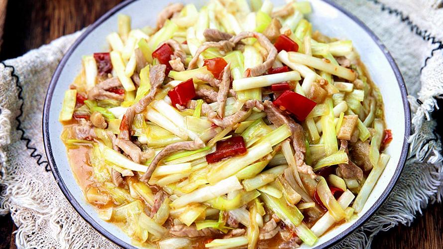 家常菜韭黄炒肉丝怎样做的好吃诀窍告诉你肉丝细嫩韭黄脆香