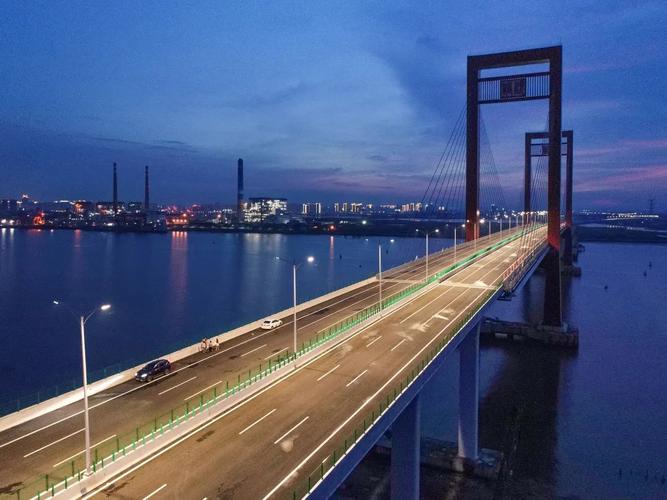  p>调顺大桥(tiaoshun bridge),是湛江市跨海通道.