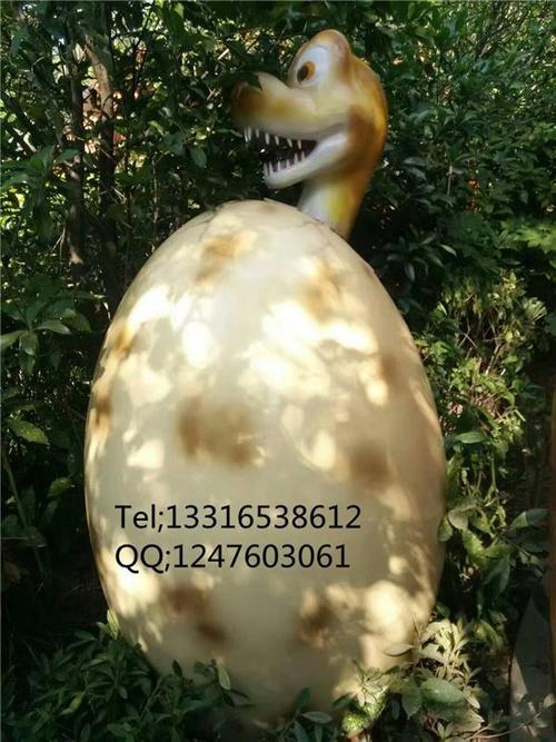 破壳而出玻璃钢小恐龙造型雕塑动物园摆件