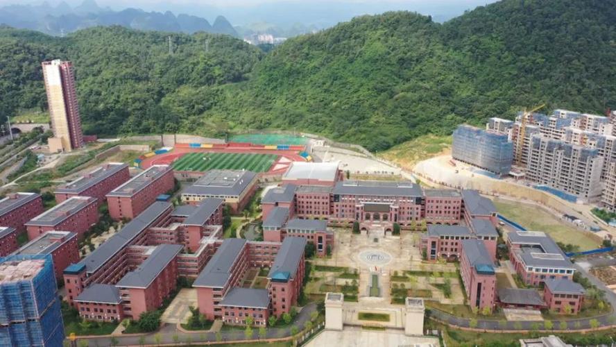 《聚焦兴义》兴义五中:今非昔比 人才摇篮【兴义融媒】