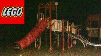 如何使用乐高积木搭建都市传说中的"吃人的滑梯"-少儿-高清完整正版