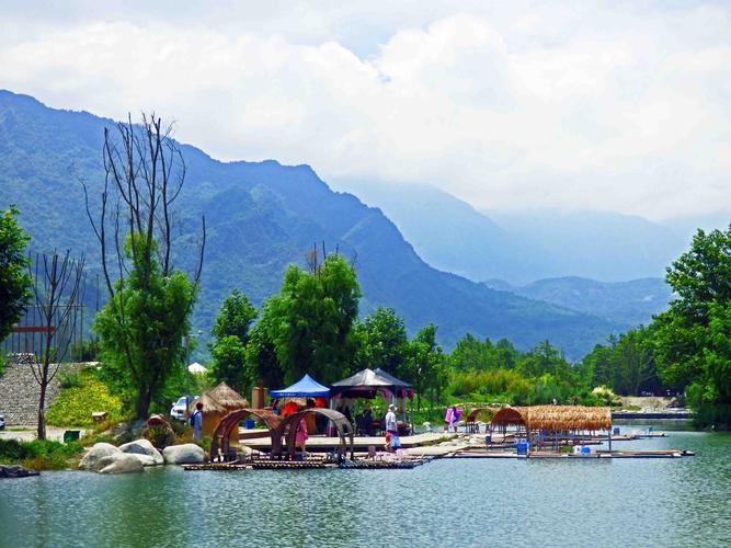 四川彭州小鱼洞的鱼凫湿地风光