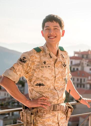 宋仲基苏志燮《军舰岛》开拍,这组合太强大!