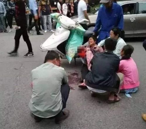 湖口人警戒!3岁小孩被压死!你还敢这么做吗?