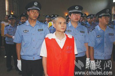 利剑出鞘斩除西驿帮--蕲春县韦加银涉黑团伙覆灭记(组图)