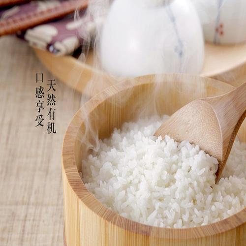 鲜磨新米 自然清香大米 晶莹饱满 米香浓郁 色泽柔润
