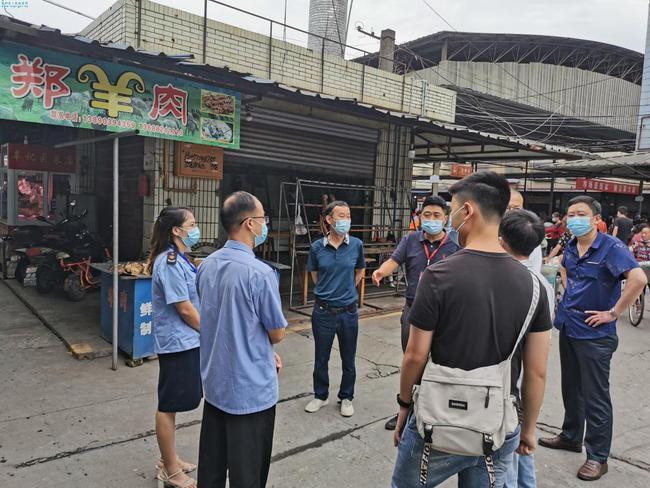 对城区农贸市场进行"三创一保"检查|监管局|青神县