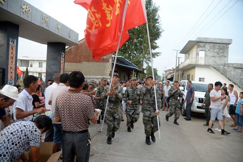 集安市人社局抗洪抢险,就业保民生工作两不误
