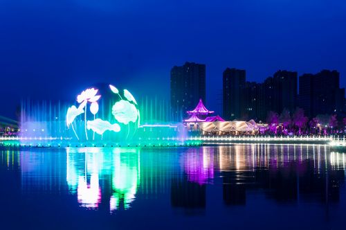 御龙河公园